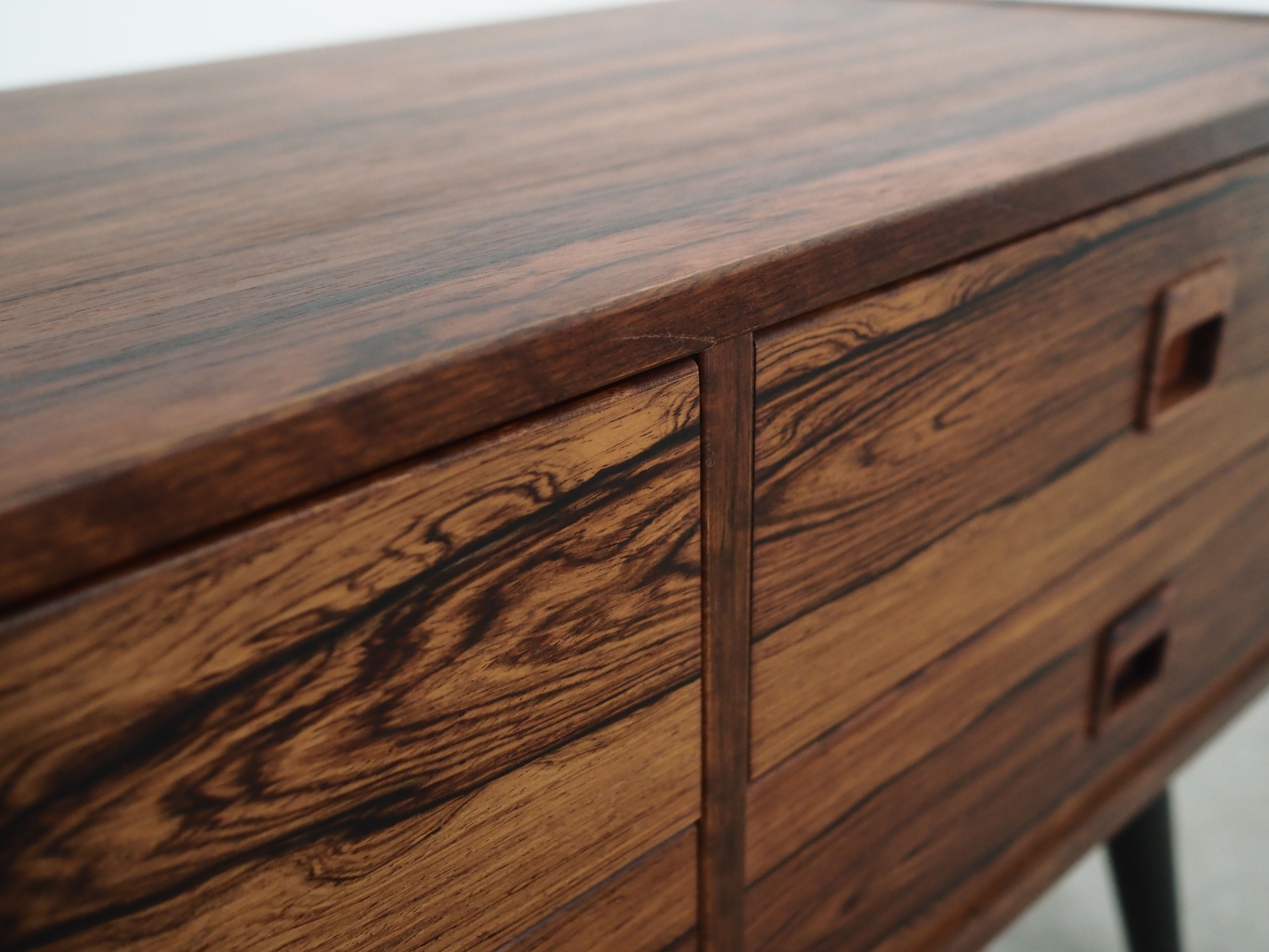 Commode en palissandre, design danois, années 1970, fabriqué au Danemark