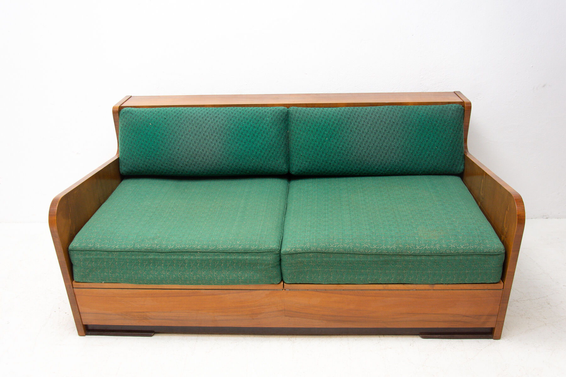 Mid century folding sofabed by Jindřich Halabala, 1950´s