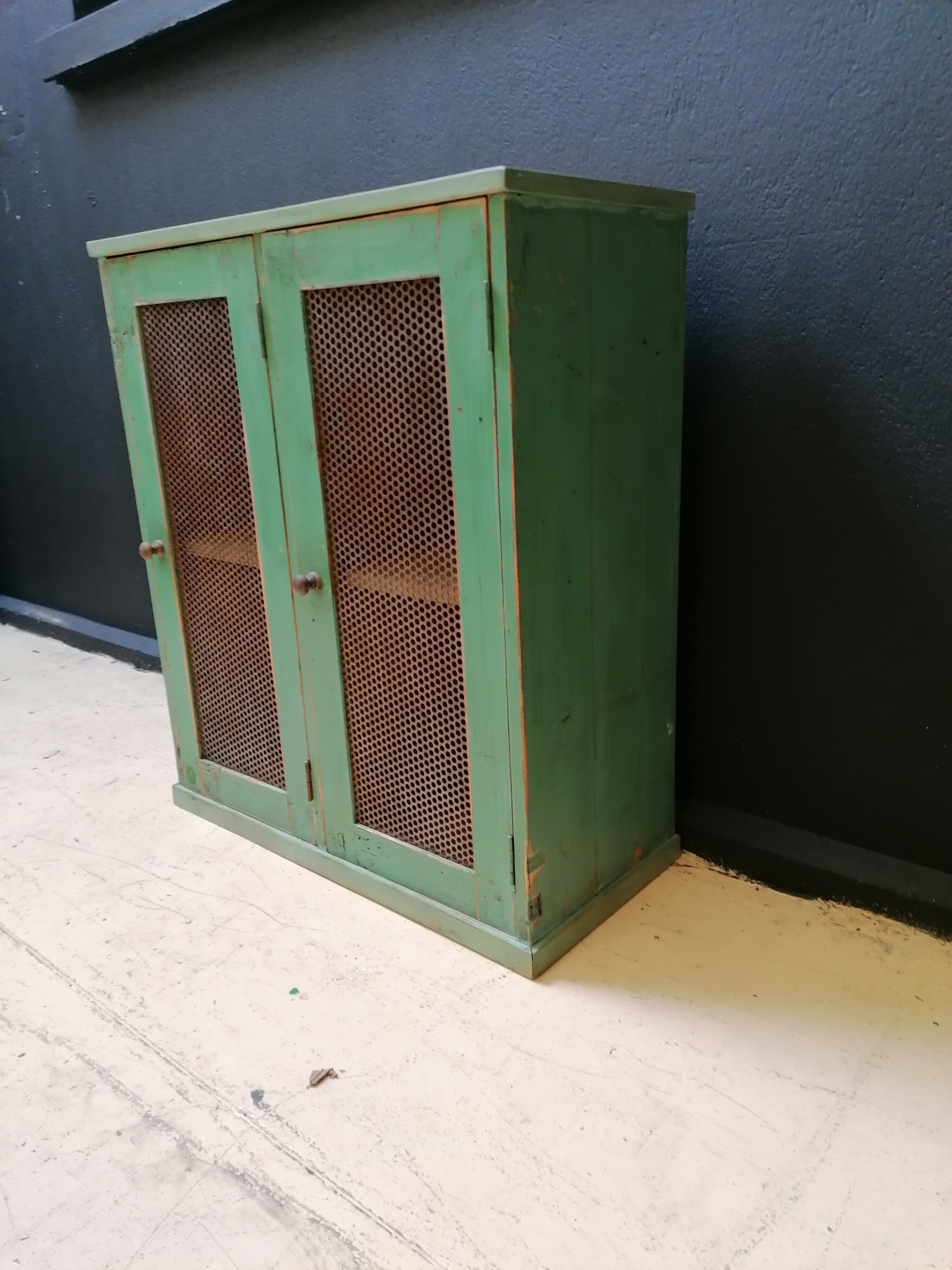 Garde manger en bois années 60
