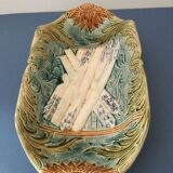 Old slip asparagus dish