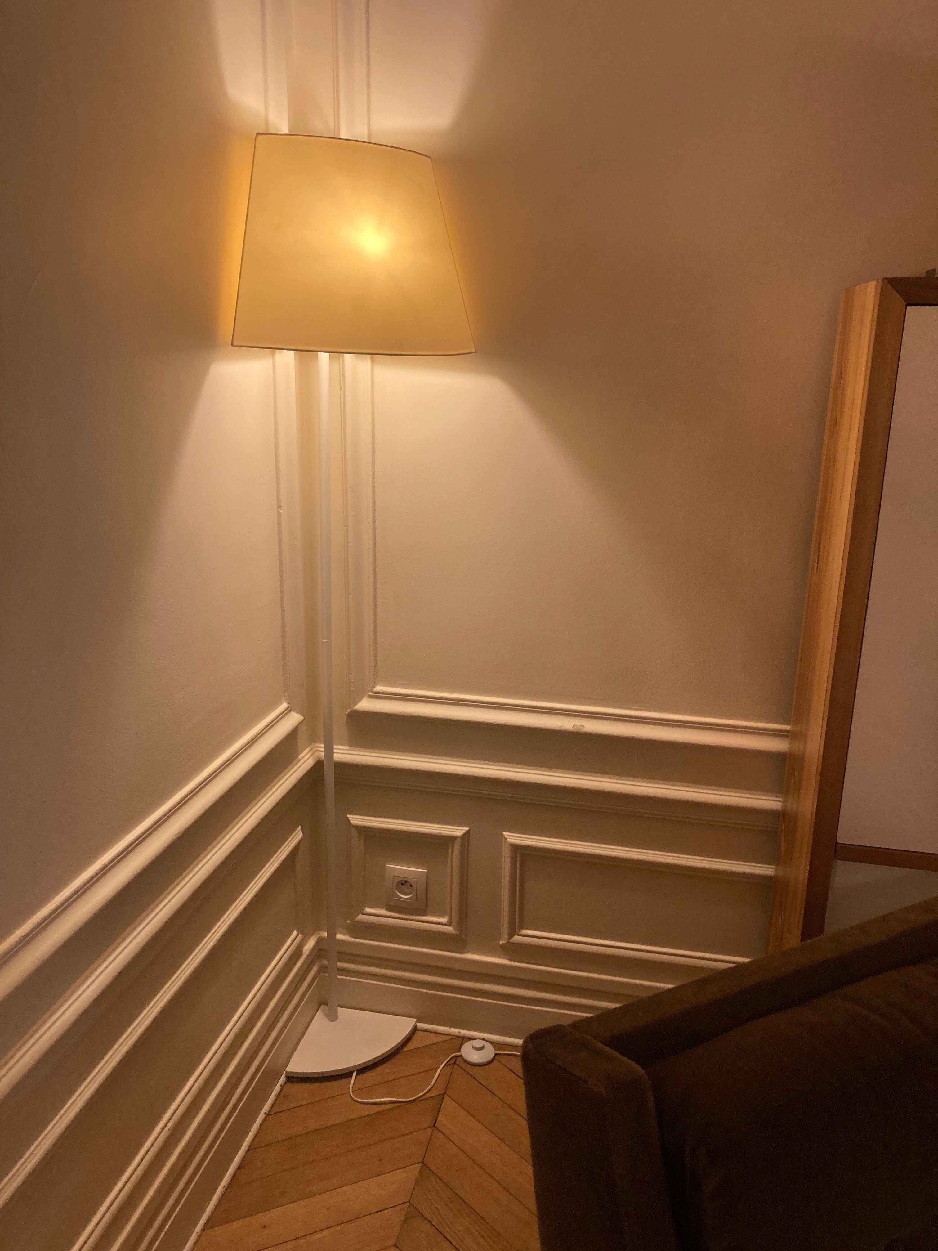 Corner floor lamp - Design House Stockholm