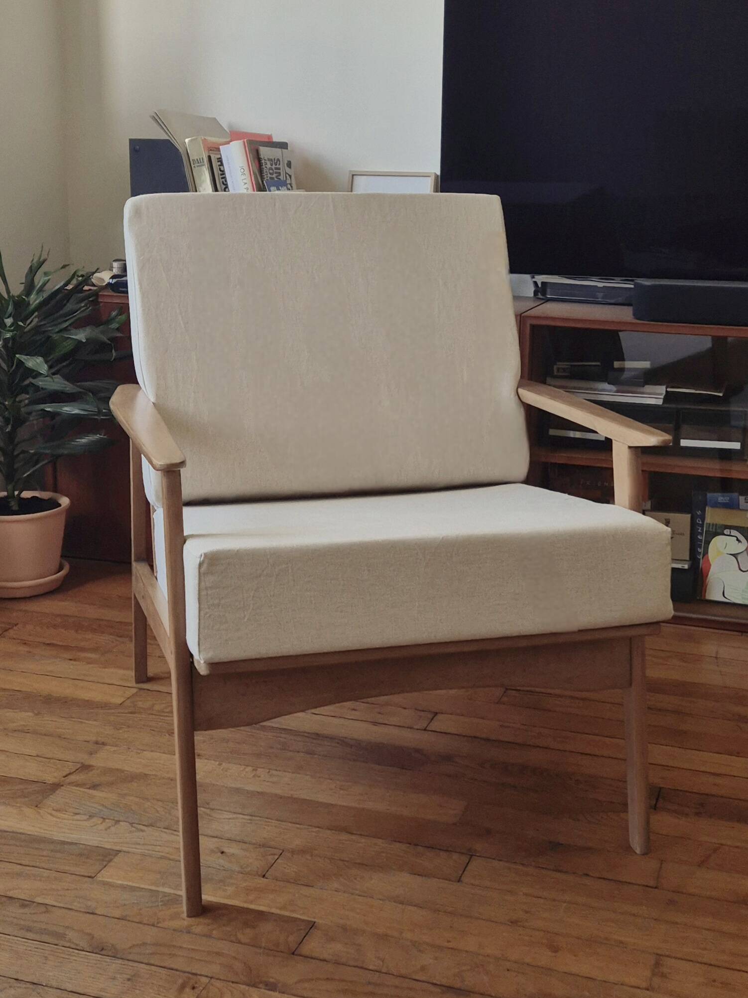 Scandinavian armchair from the 50s-60s.
