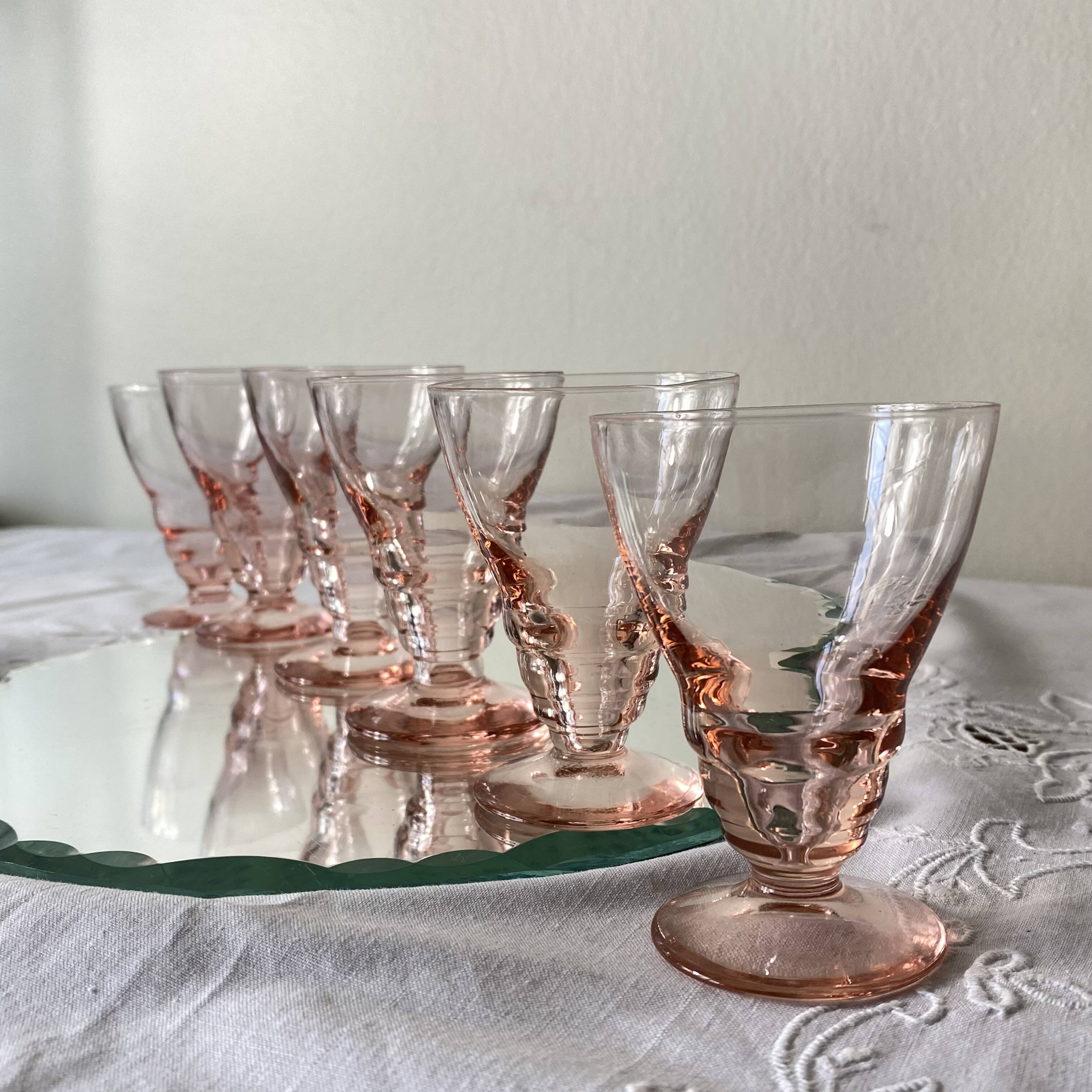 6 small Art Deco pink glasses 6 cl