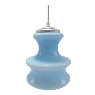 Suspension en opaline bleue