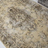 Classic beige & brown vintage rug, 211x155 cm