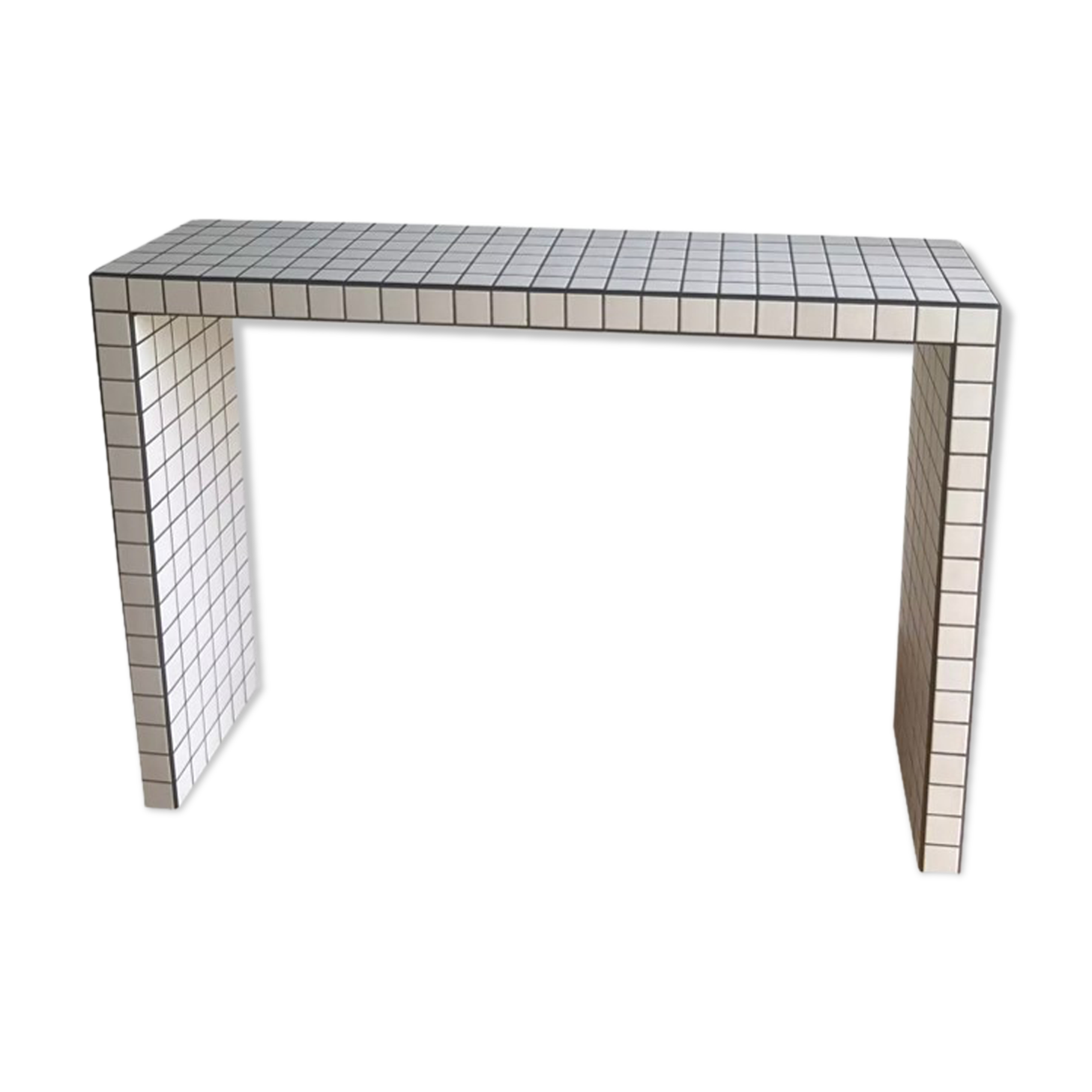 Console tiles mosaic white and black