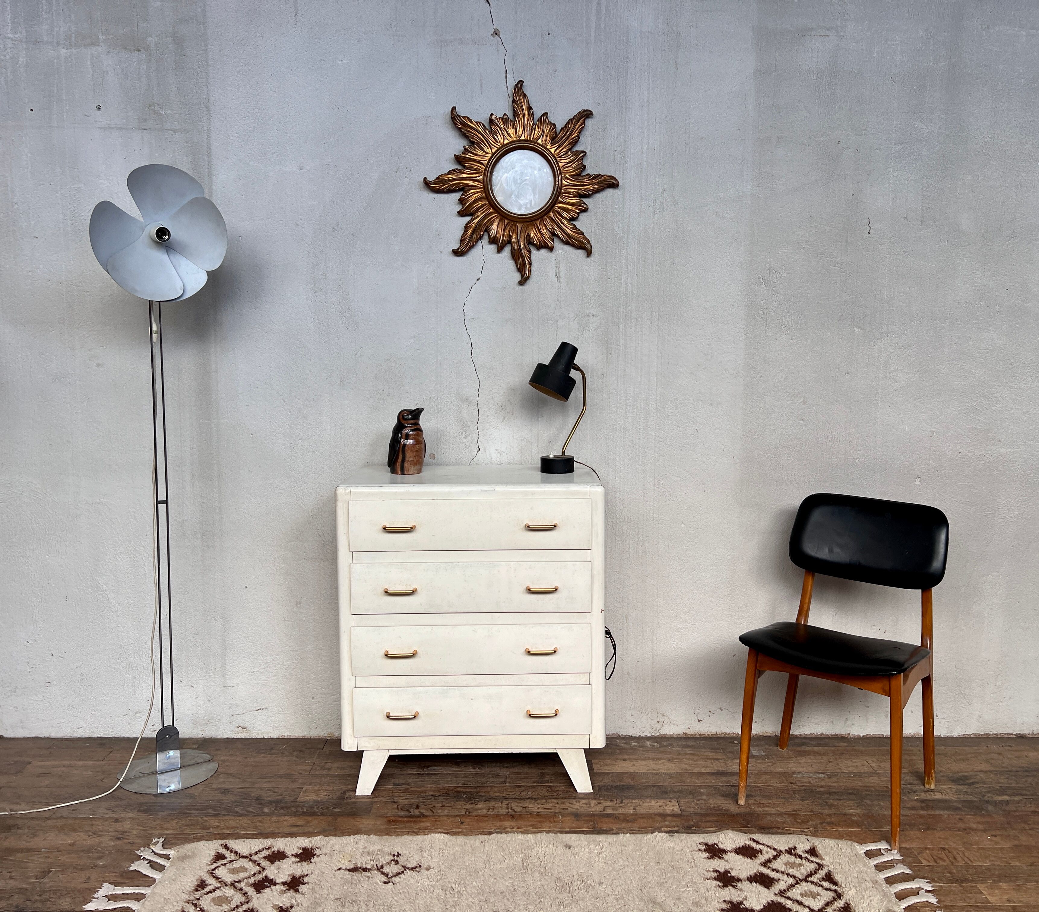 Vintage white chest of drawers feet compass 1960