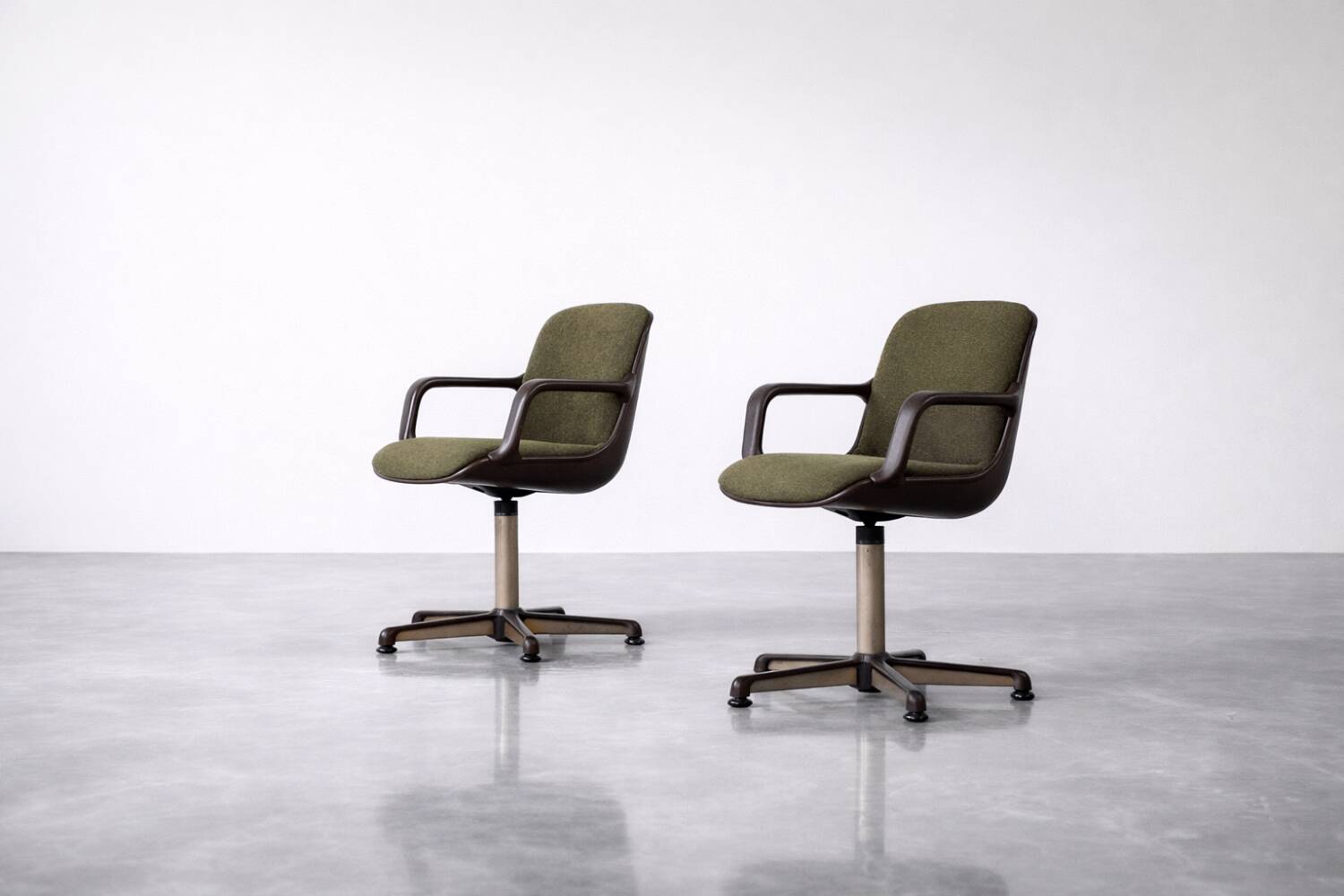 Vintage Mid-Century German Modern Office Chairs by Pollock for Comforto