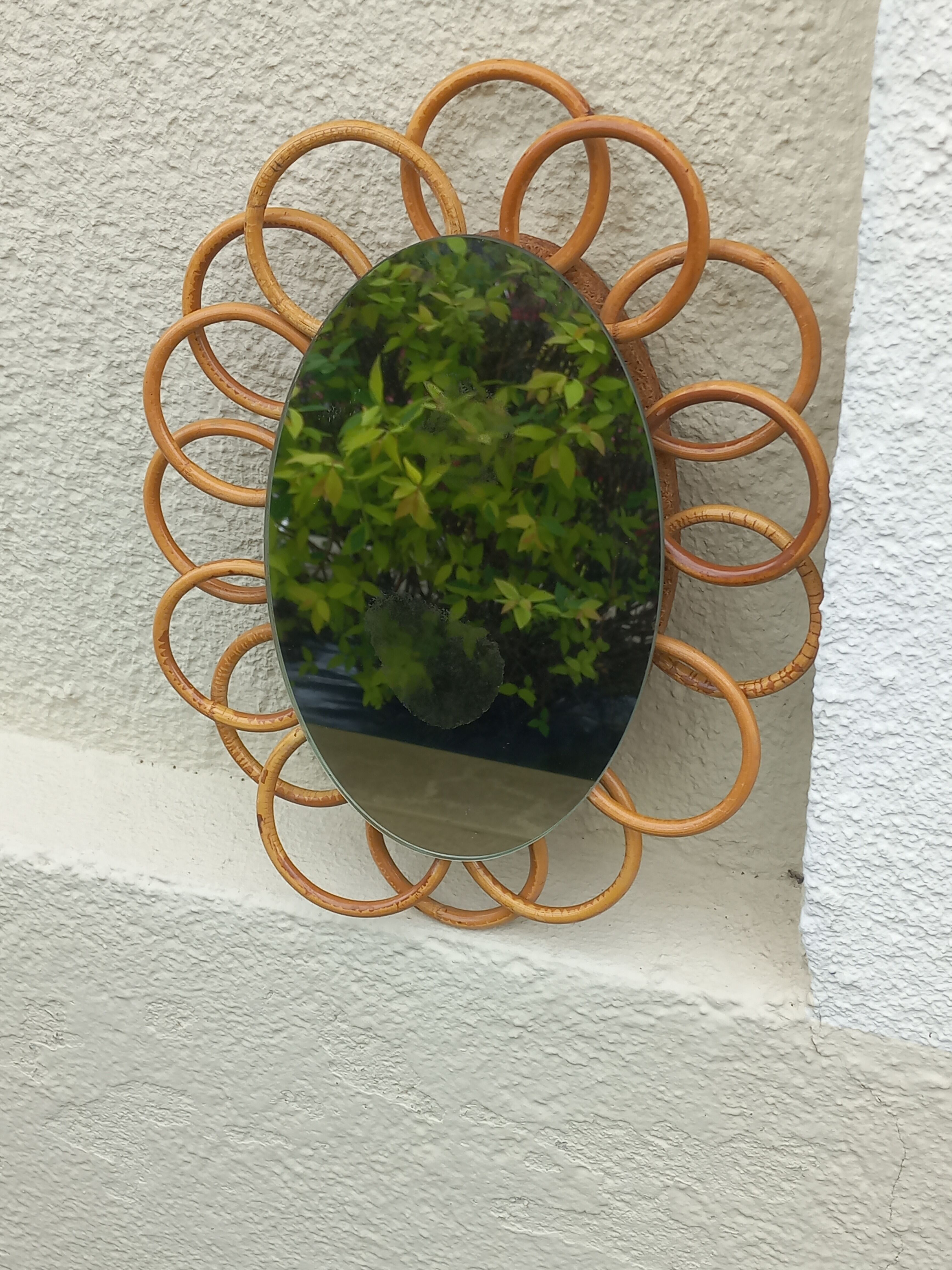 Miroir soleil ovale en rotin des années 70 25x31cm