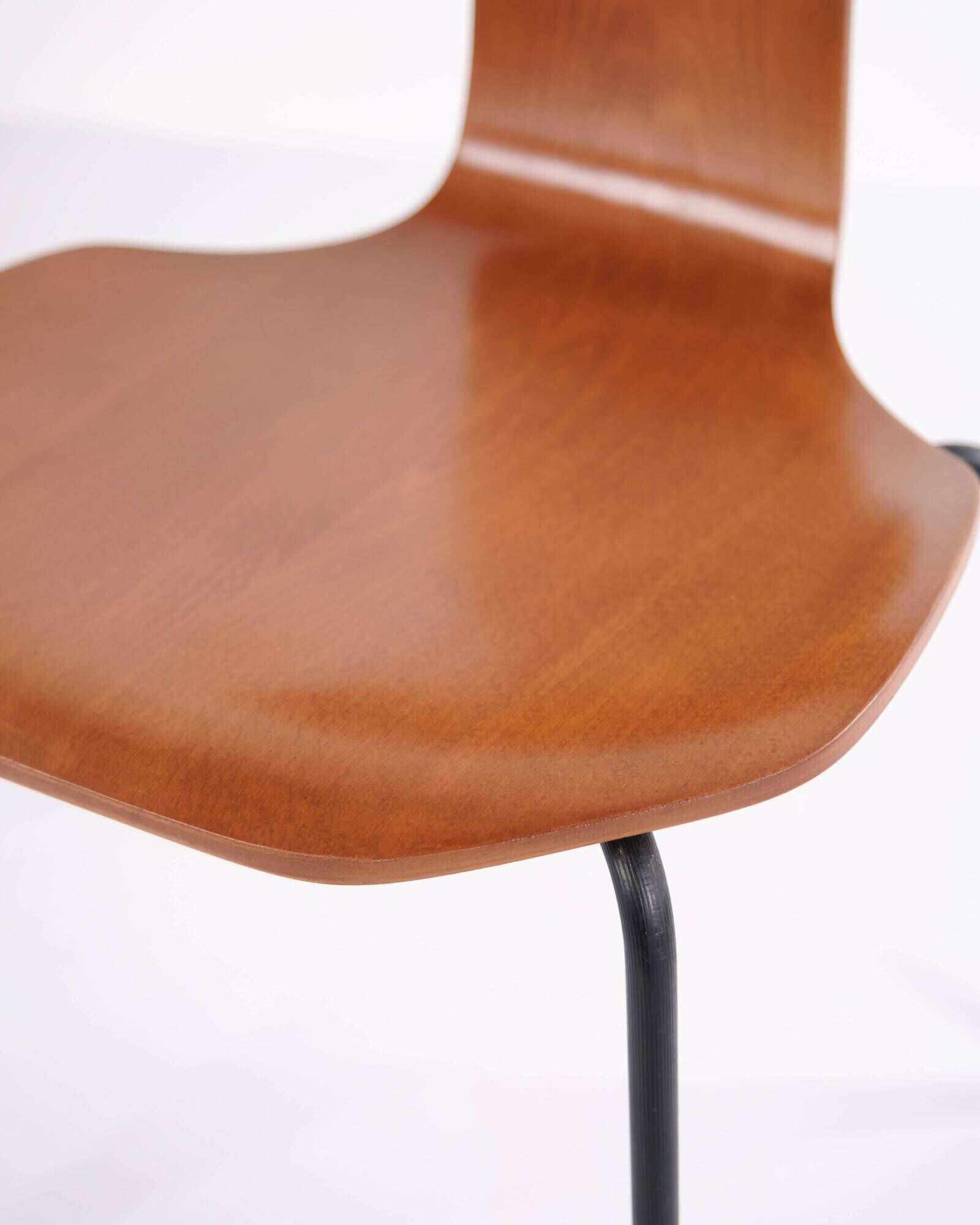 Set of 6 dining chairs – T-Chair / Hammer Chair – Model 3103 – Fritz Hansen
