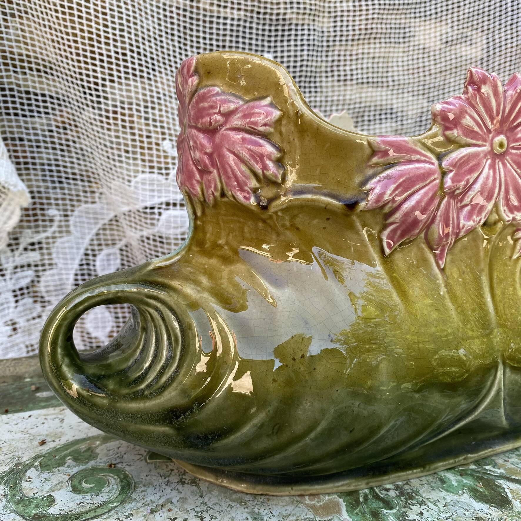 Art Nouveau slipware jardinière