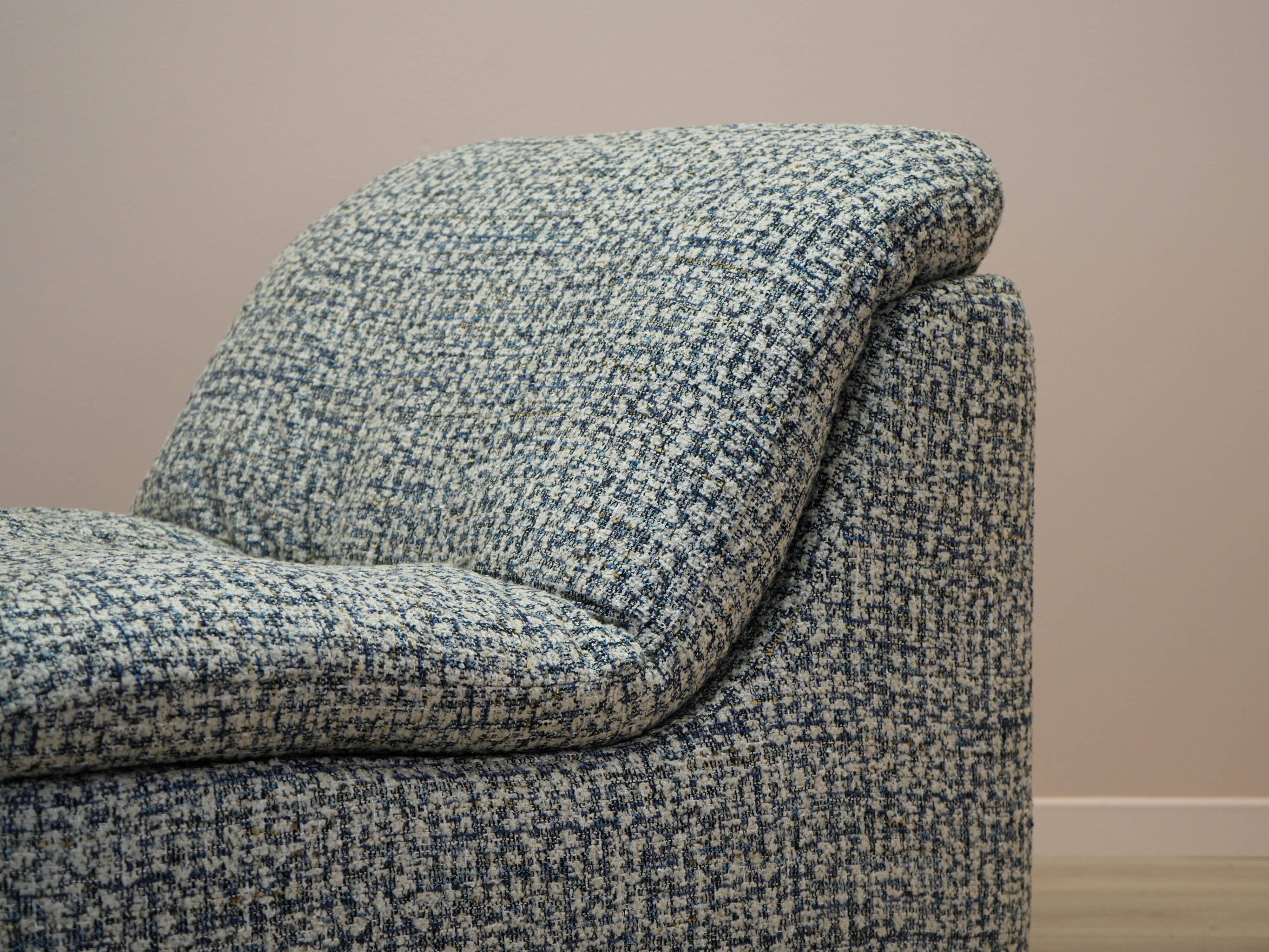 Fauteuil, design italien, années 1970, fabriqué en Italie