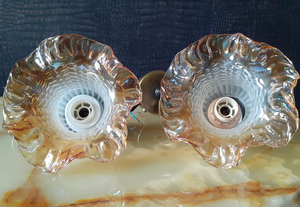 Paire d'appliques tulipe en verre de Murano orange col de cygne en laiton - Parfait état
