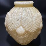 Vase en opaline