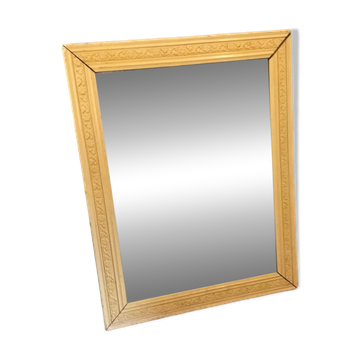 White wooden mirror