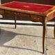 Bureau en marqueterie  bois de rose style Louis XV