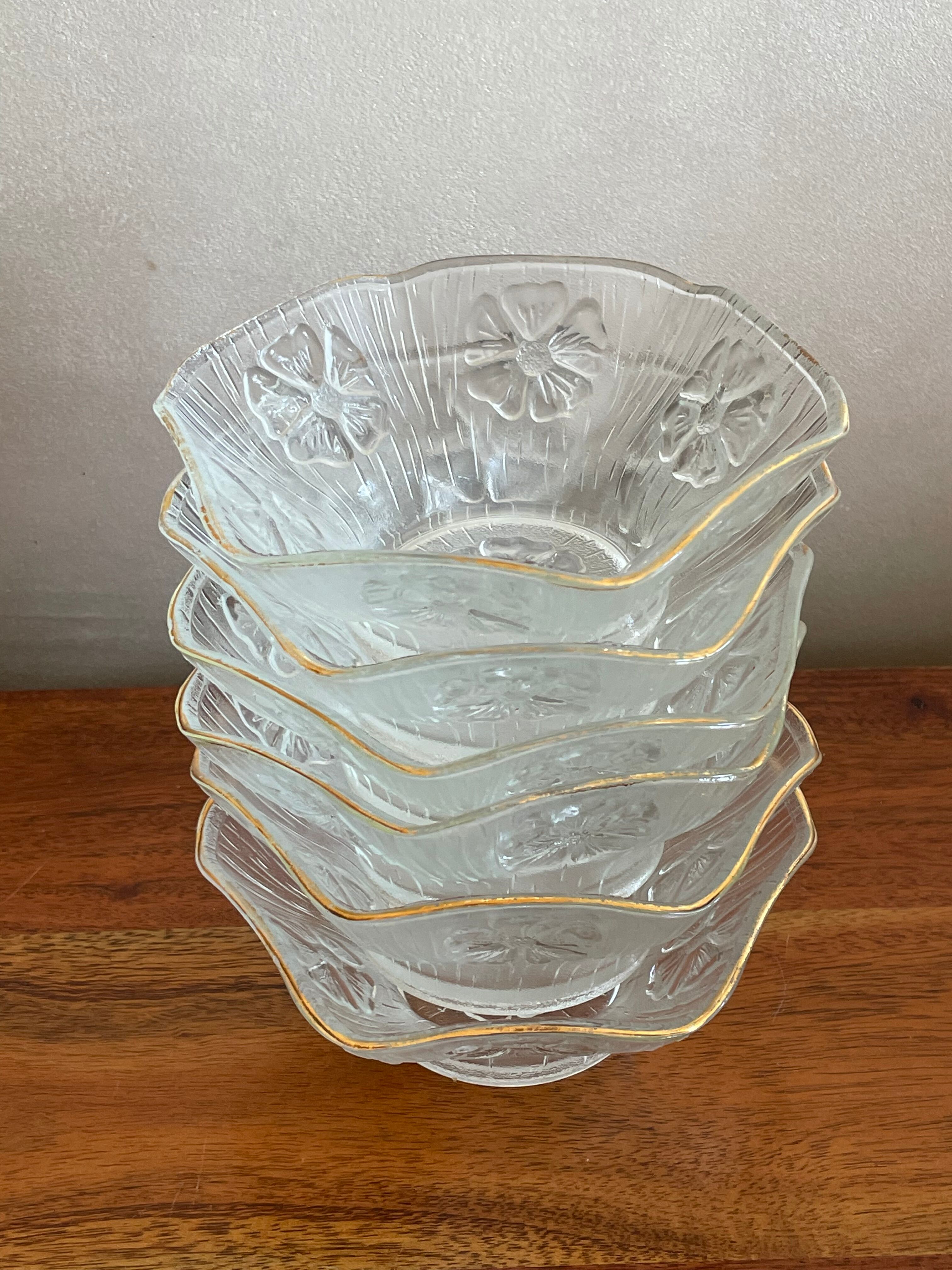 6 cups in molded glass flowers and gilding Italy