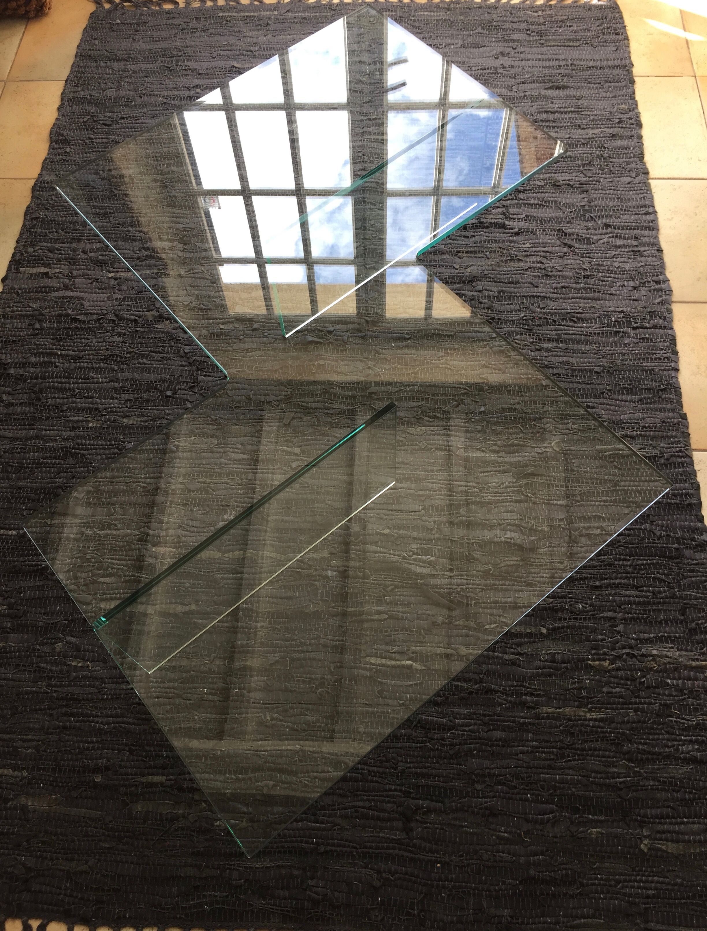 All-glass free-form coffee table