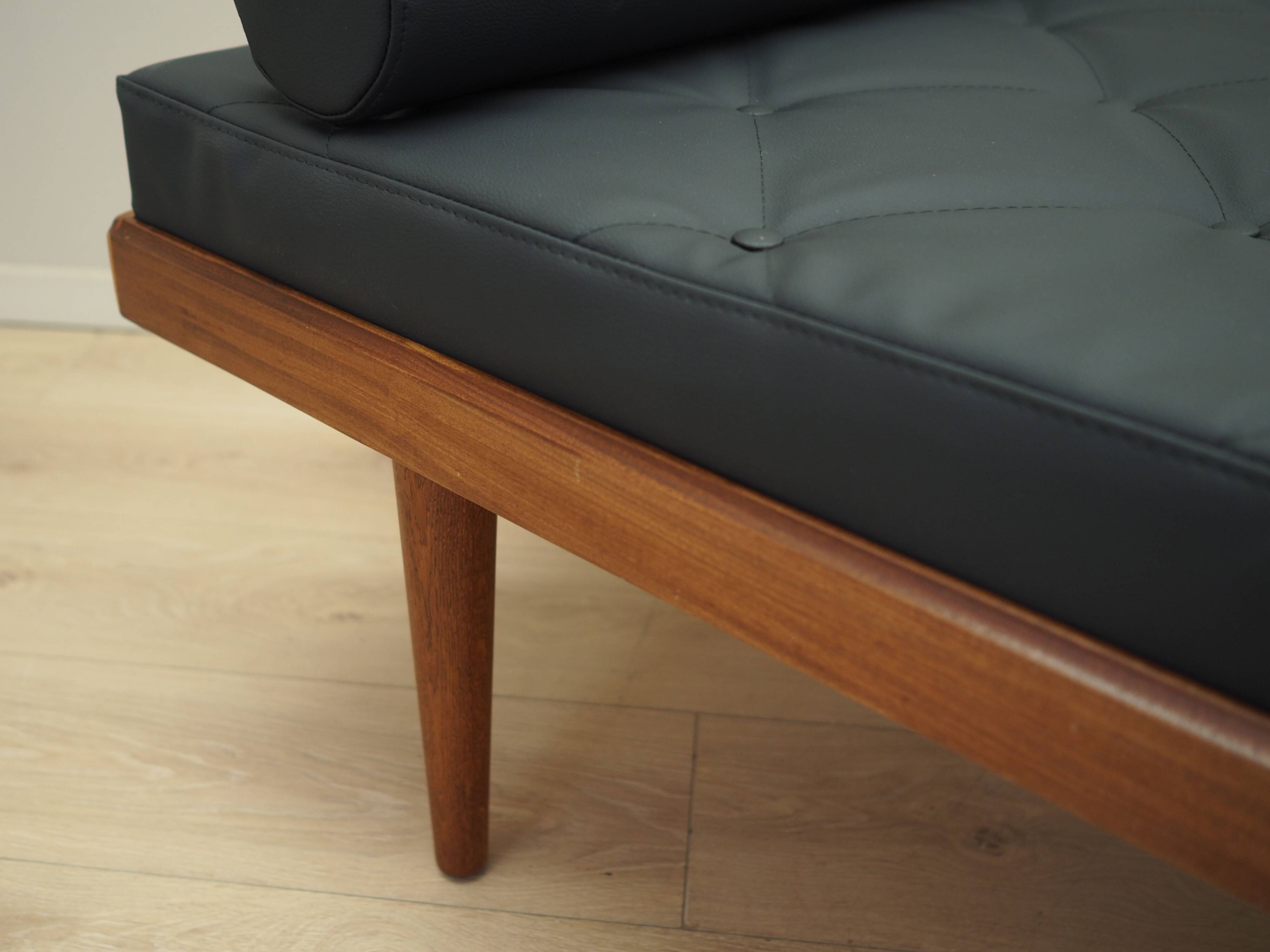 Méridienne en teck, design danois, années 1970, production : Danemark