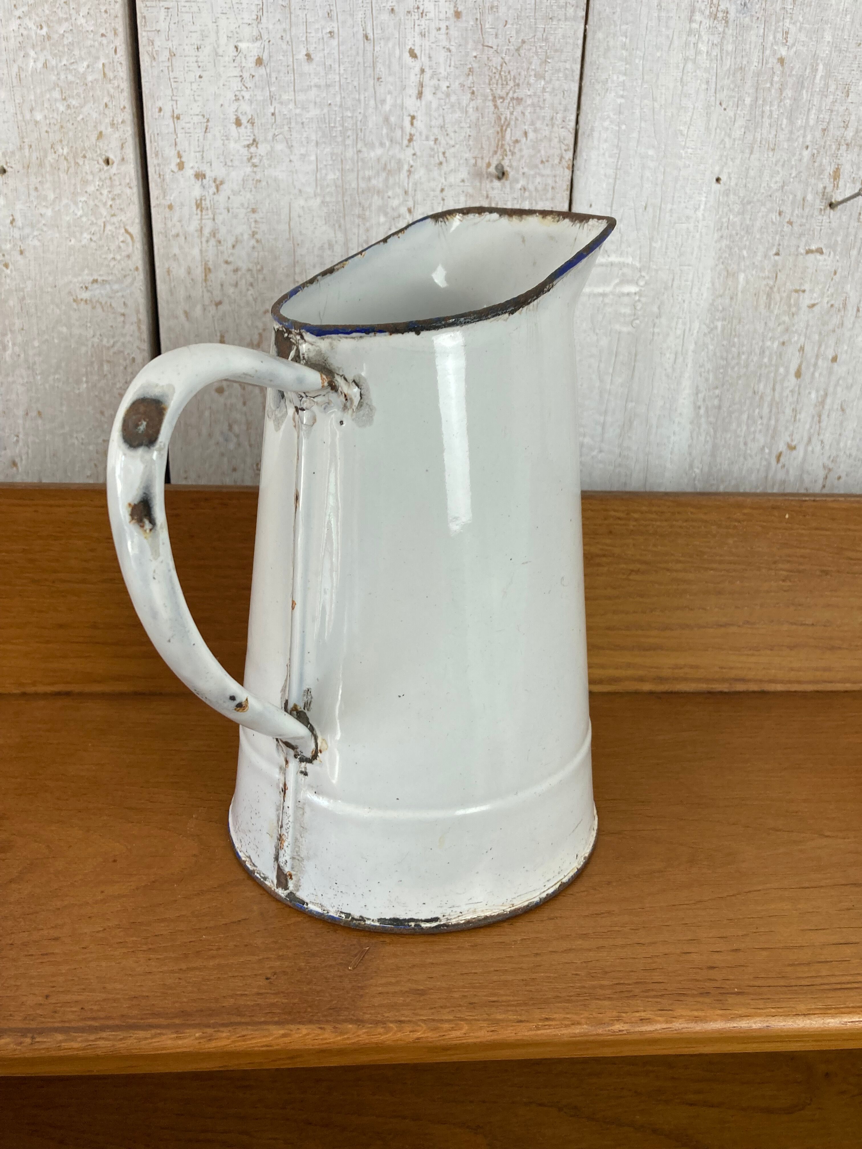 Enamelled pitcher