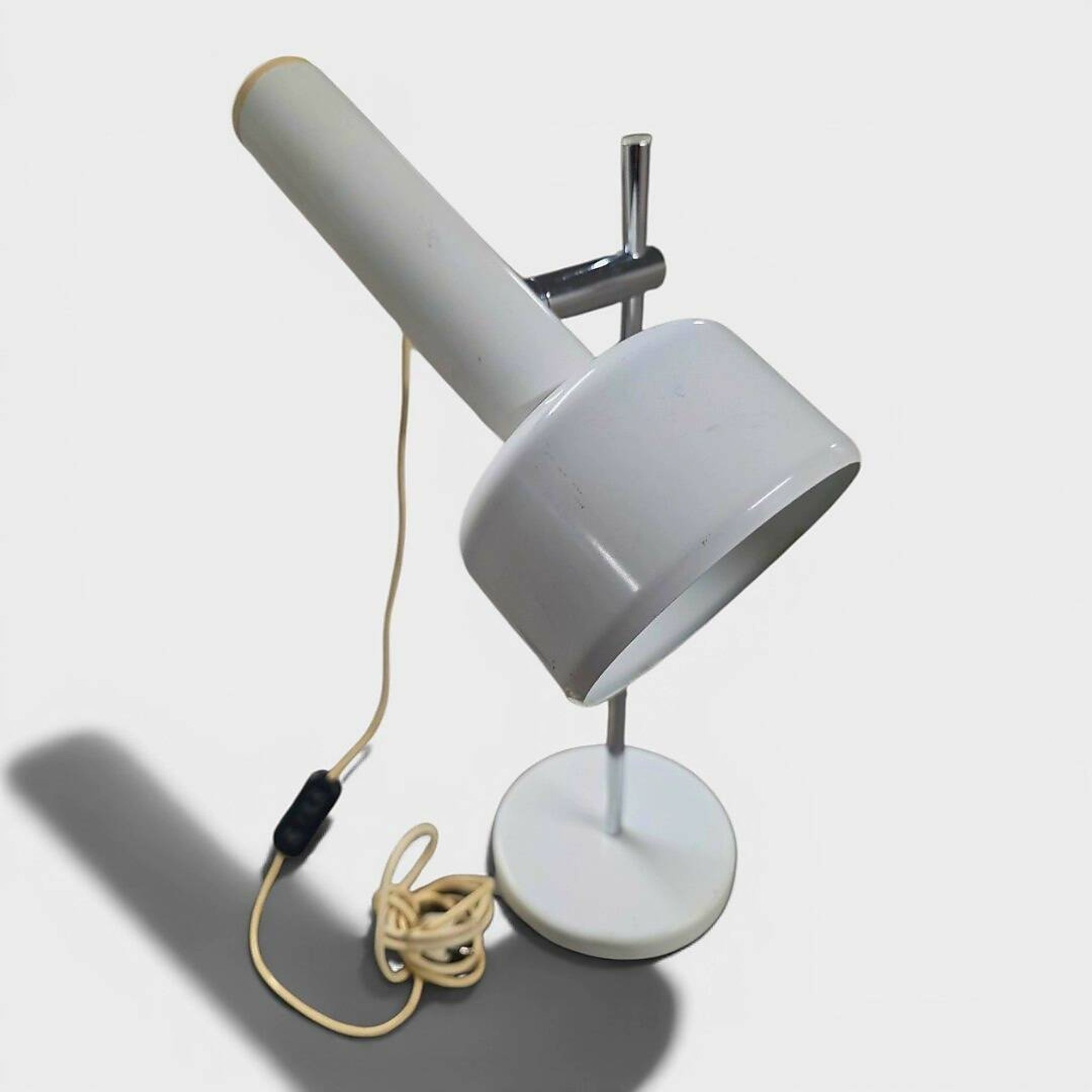Lampe de bureau vintage "Trompette" - Design Suisse - Circa 1970