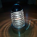 Vintage lamp springs out