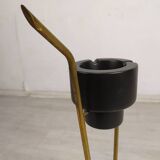 Ceramic ashtray base 50