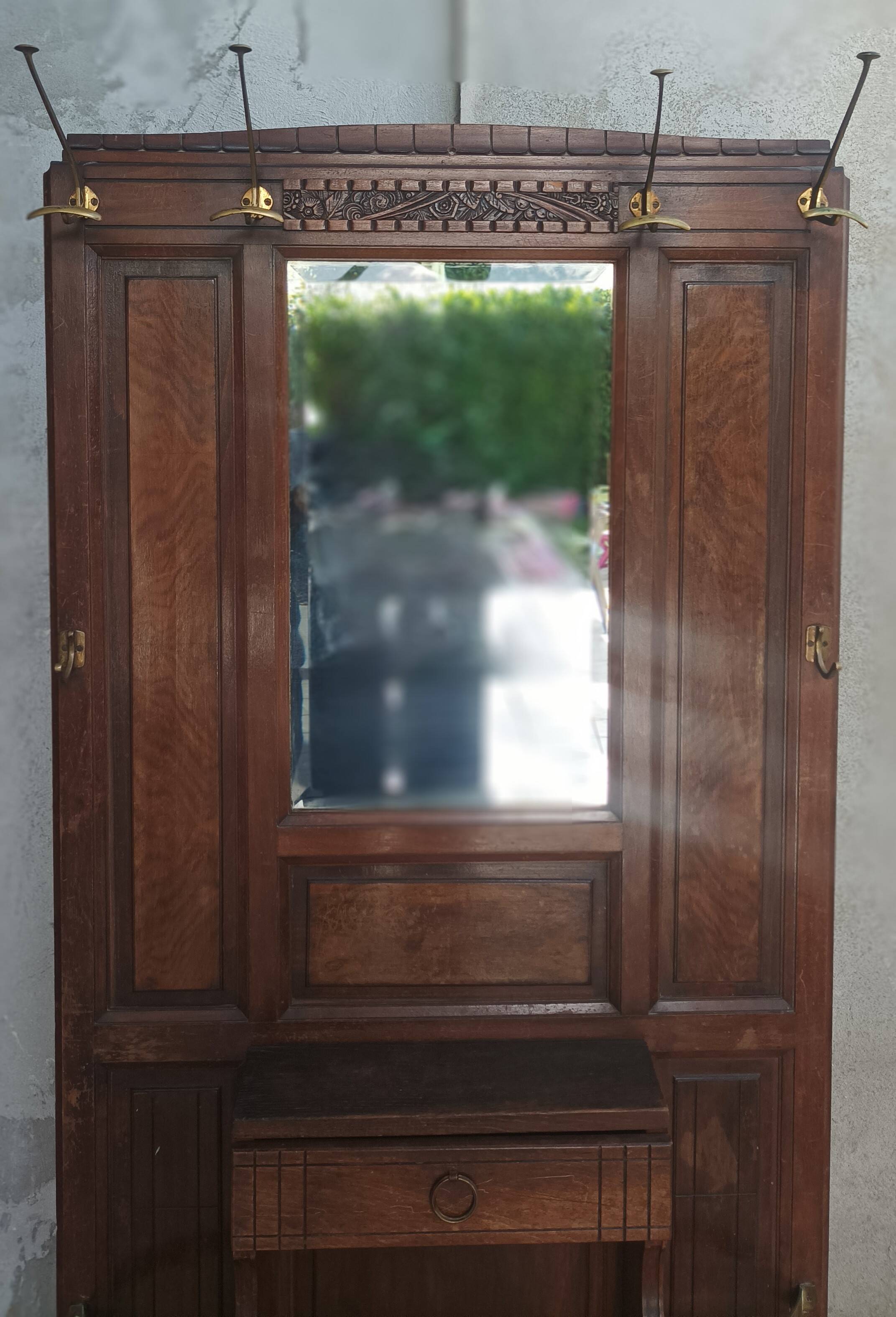 Art Deco coat rack in oak