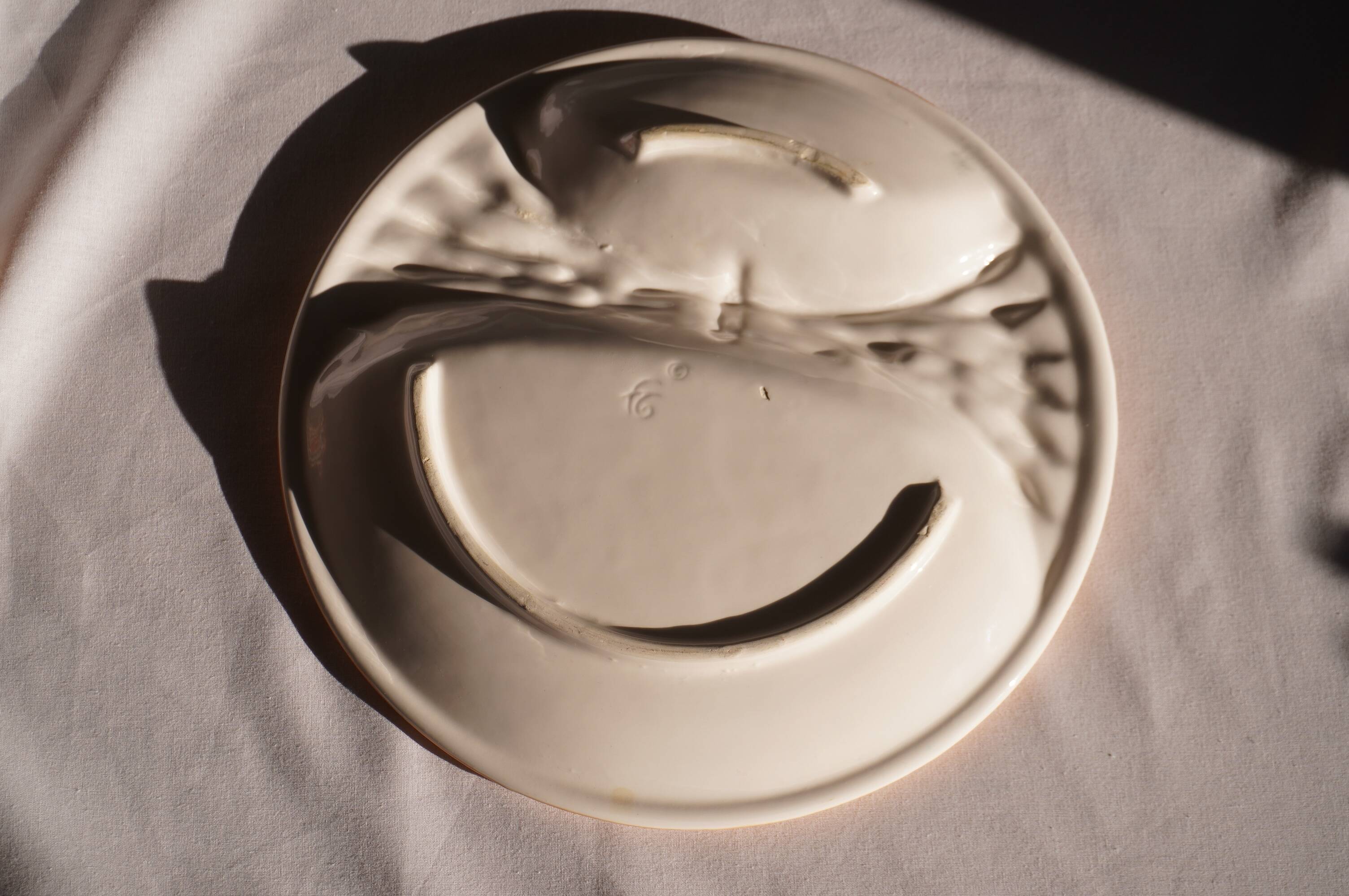 Asparagus plate in slipware