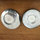 6 tasses et sous tasses en étain motifs oiseaux et fleurs et inscription Chinoise