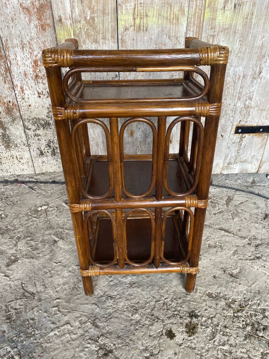Vintage 1960s Rattan Shelf Unit with 3 Shelves #D621