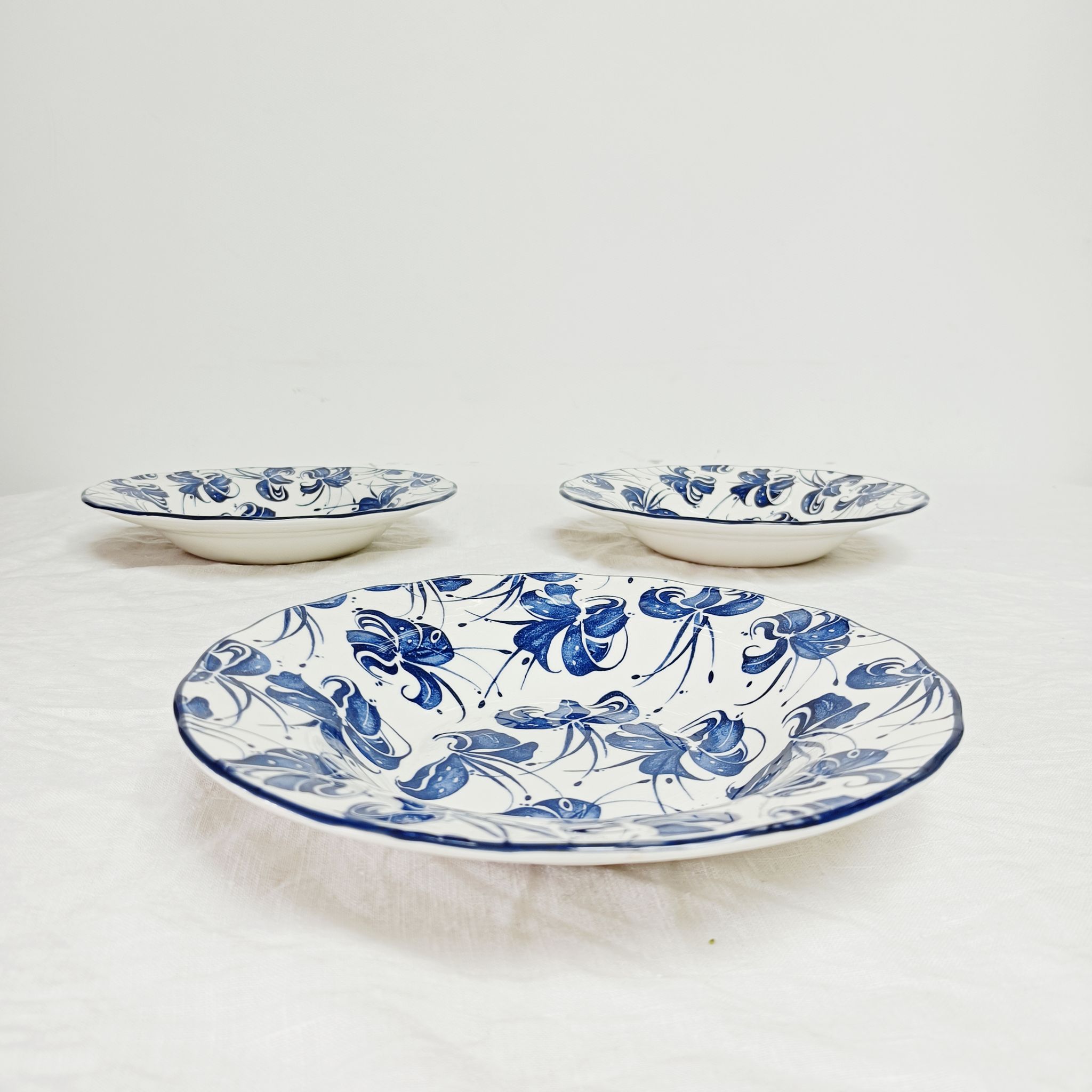 Set of 3 hollow plates Royal Tudor Orchid by Grindley