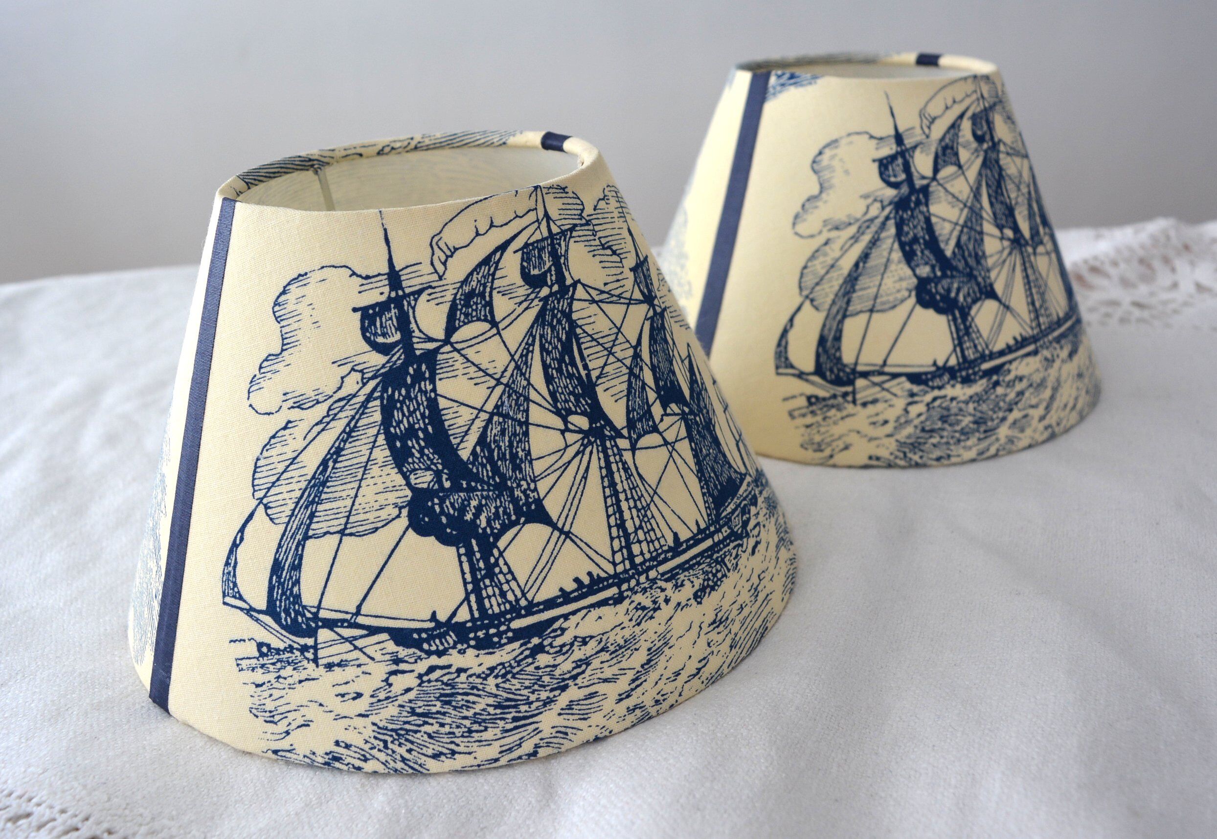 Lot de 2 abat-jour, toile jouy deco Marine