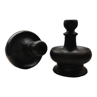 2 candle holders