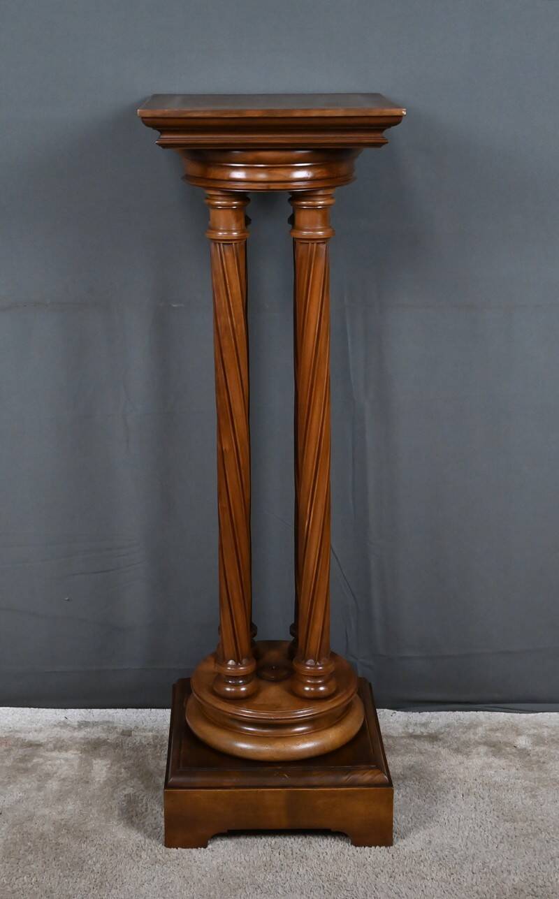 Swivelling stool in walnut, neo-Gothic style – 1900