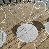 Garden furniture in white metal