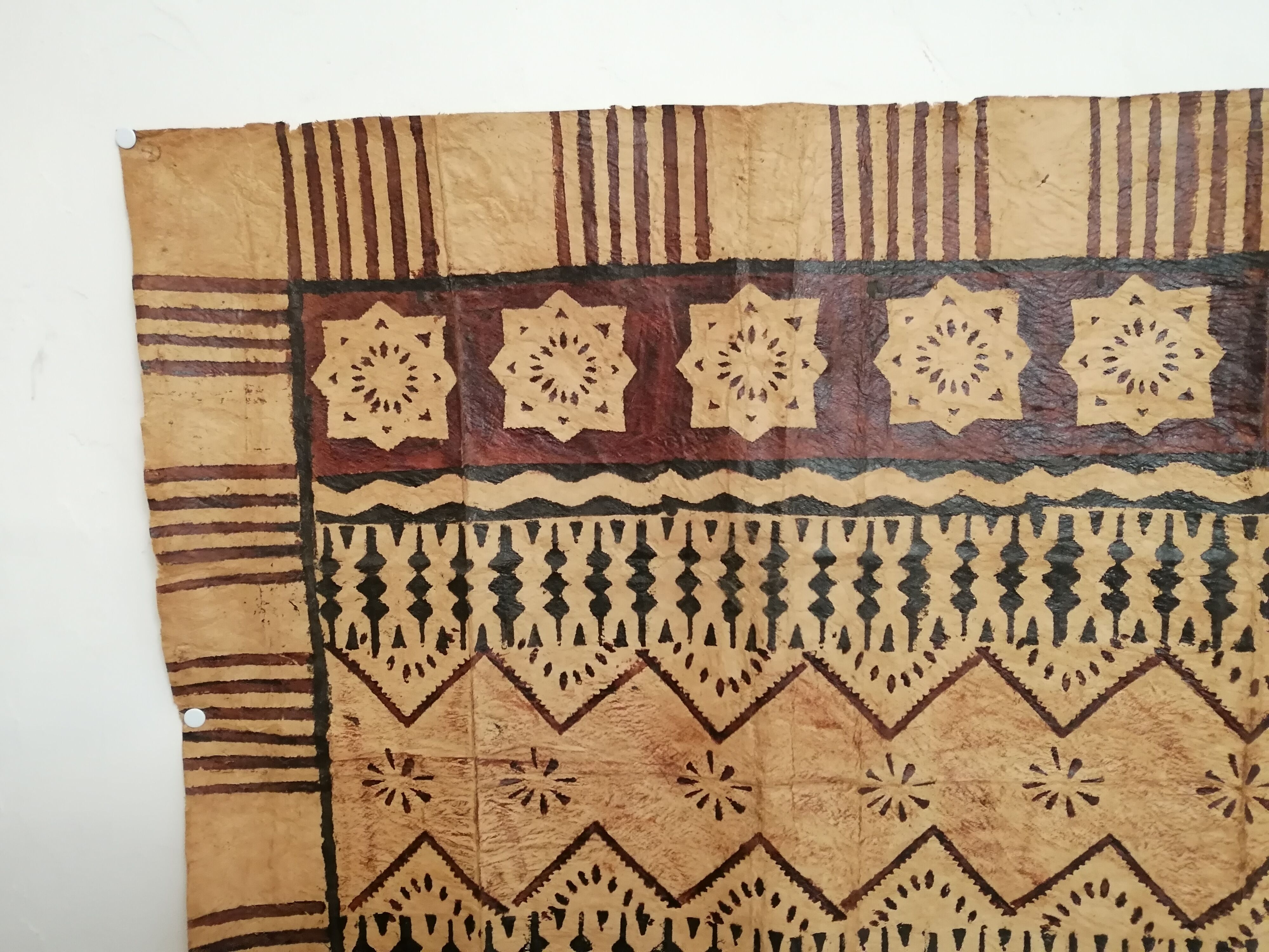 Old tapa. hanging of beaten bark cloth. oceania. 1° half of the xxth.