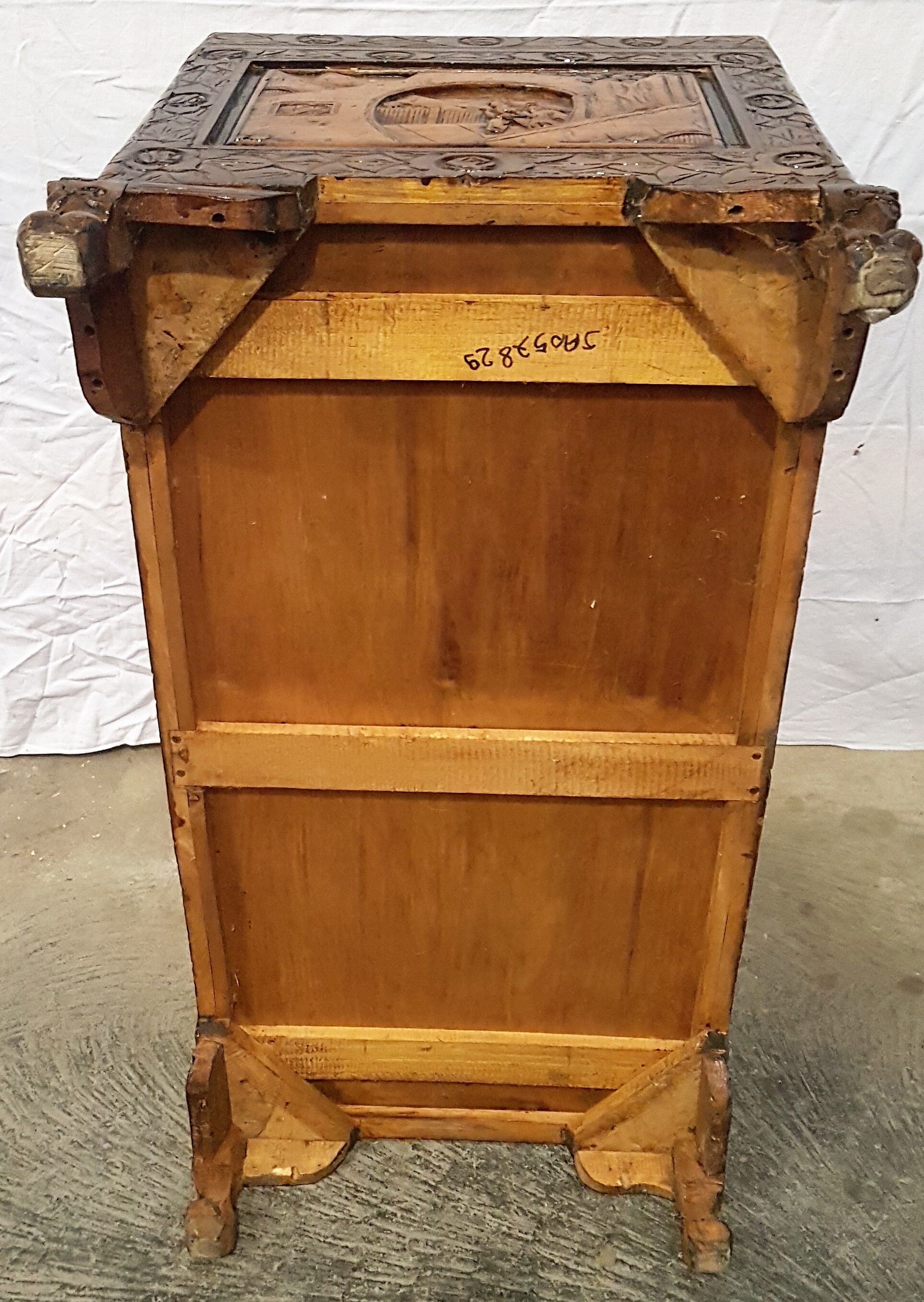 Coffre de rangement asiatique chinois palissandre