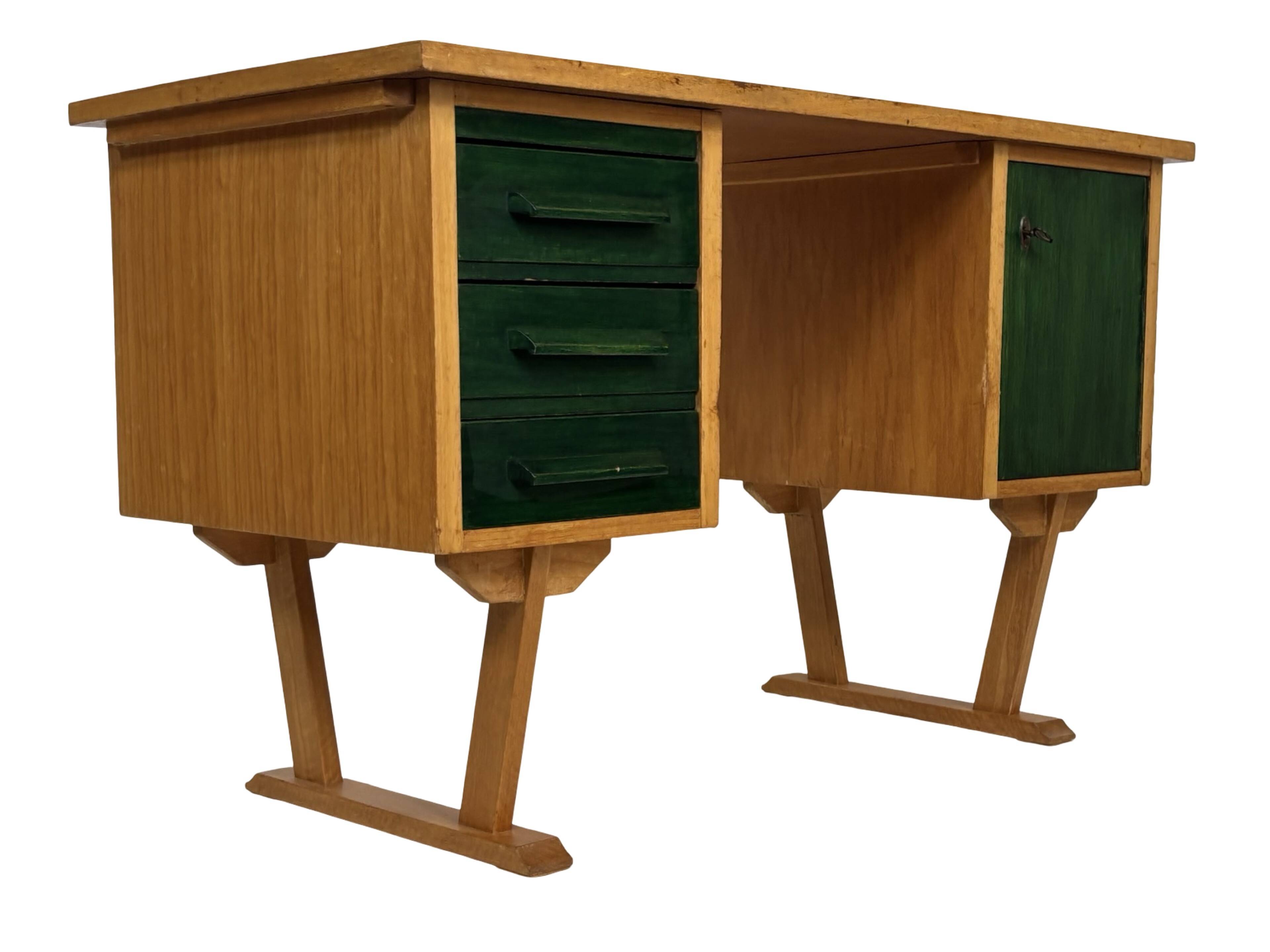 Bureau vintage des années 1960, design de bureau compact
