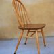 Série de 4 chaises « Windsor » par L. Ercolani pour les éditions Ercol
