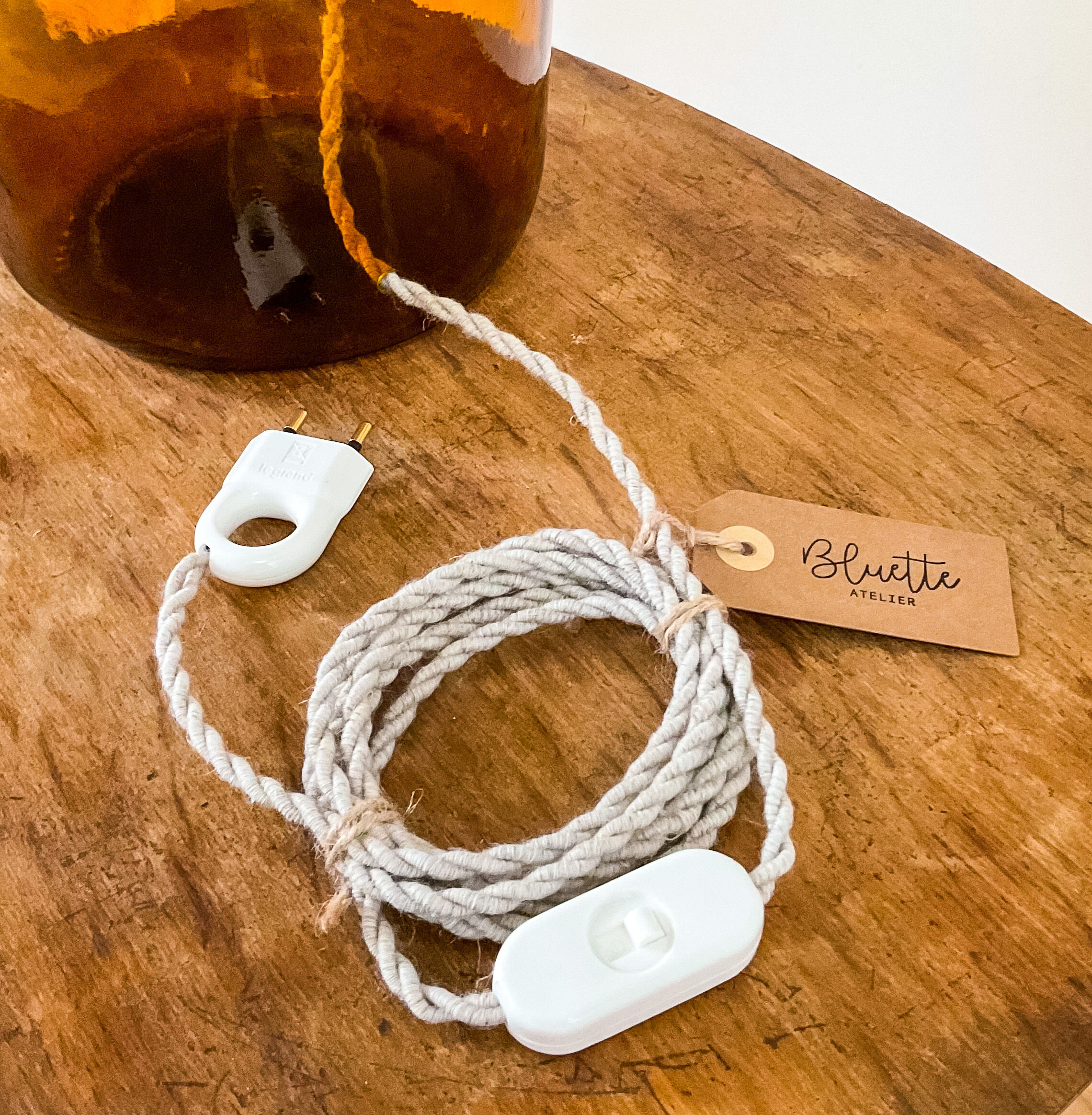 Lamp lady jeanne and rabane