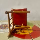 Ancienne chaise en bois paur poupée