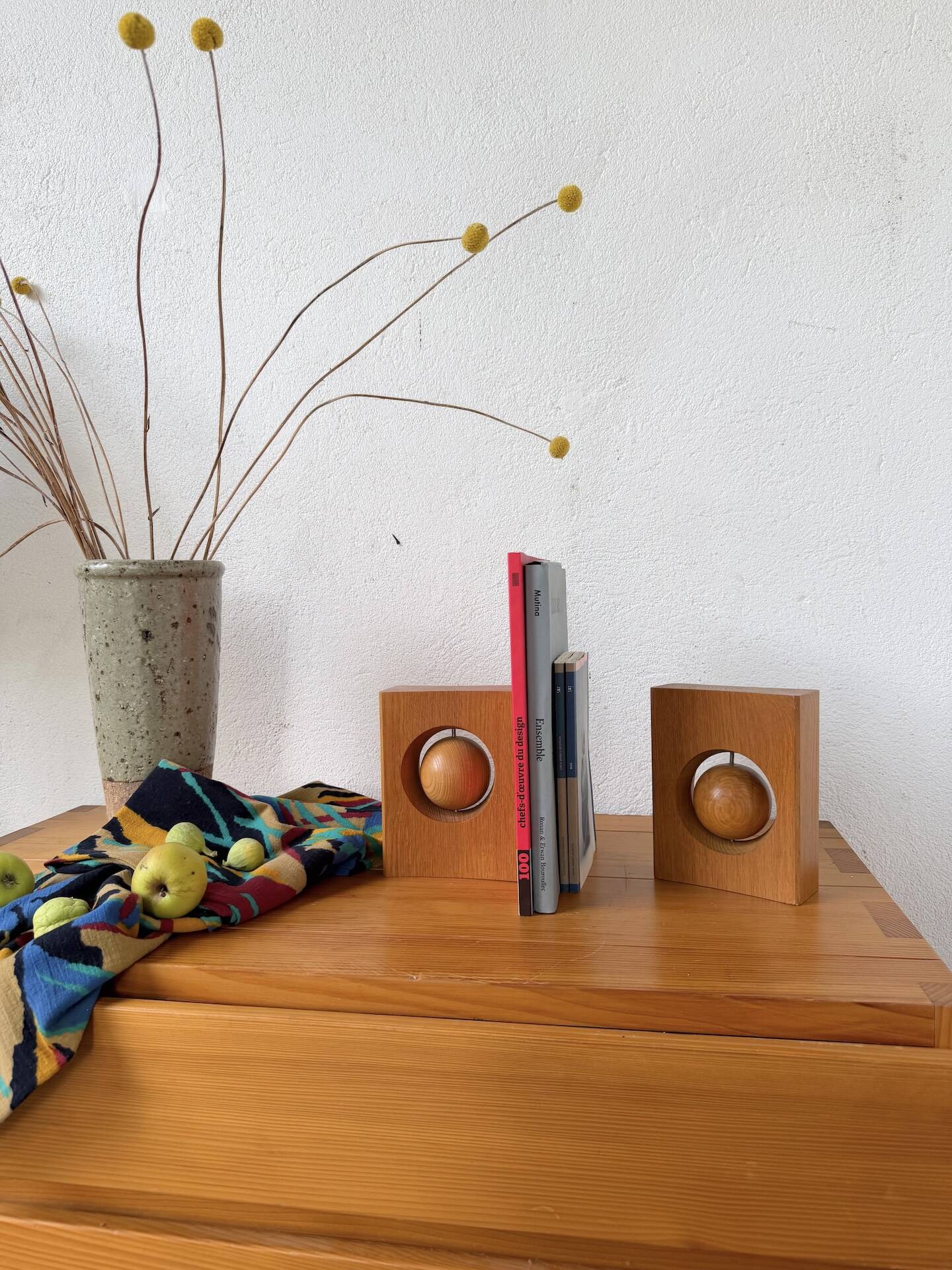 Constructivist wooden bookends