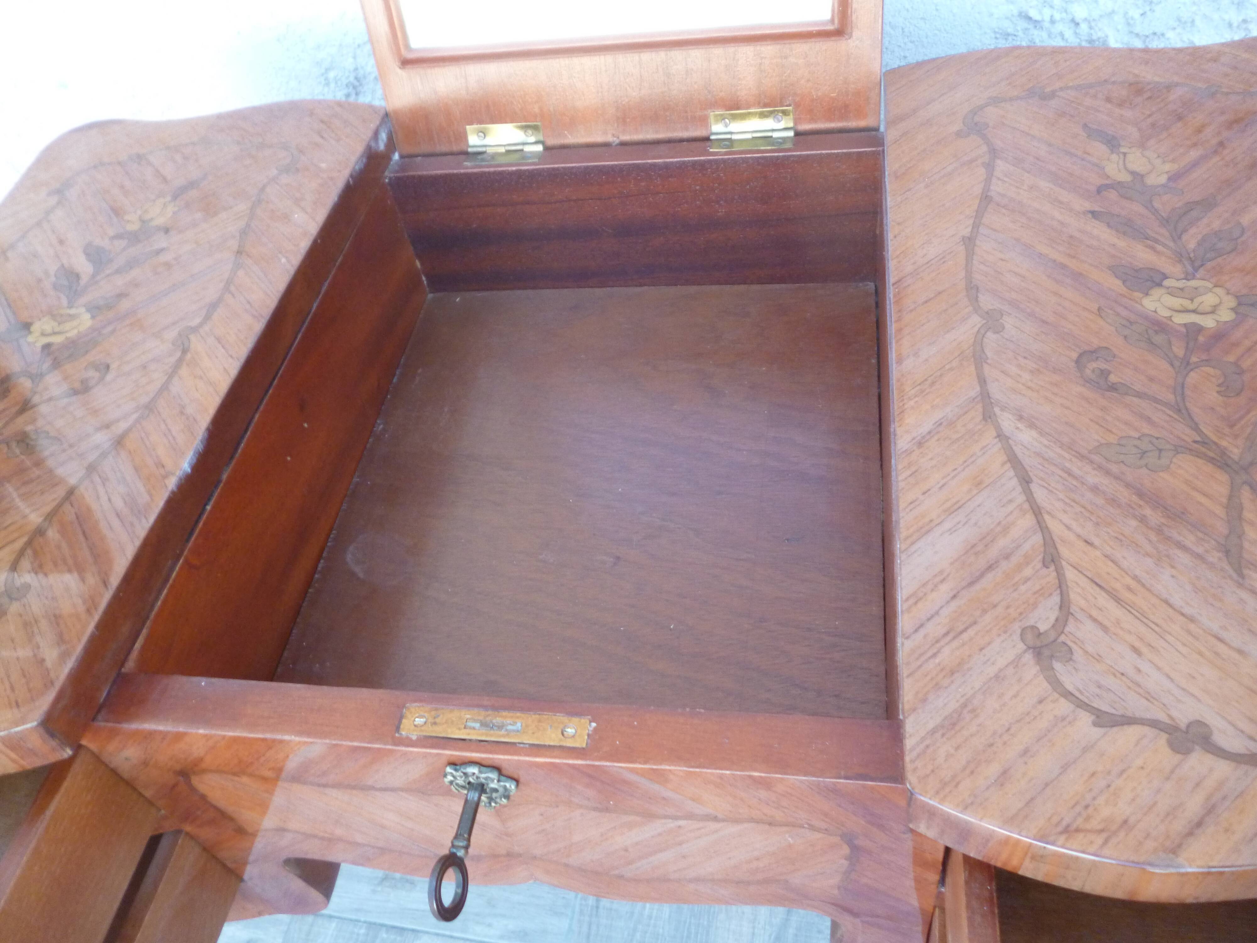 Louis XV style dressing table