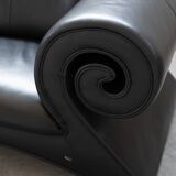 Gaudi sofa by bretz