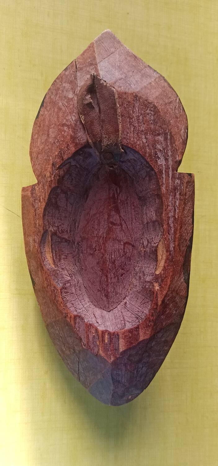 African mask with beads