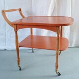 Skated rolling table