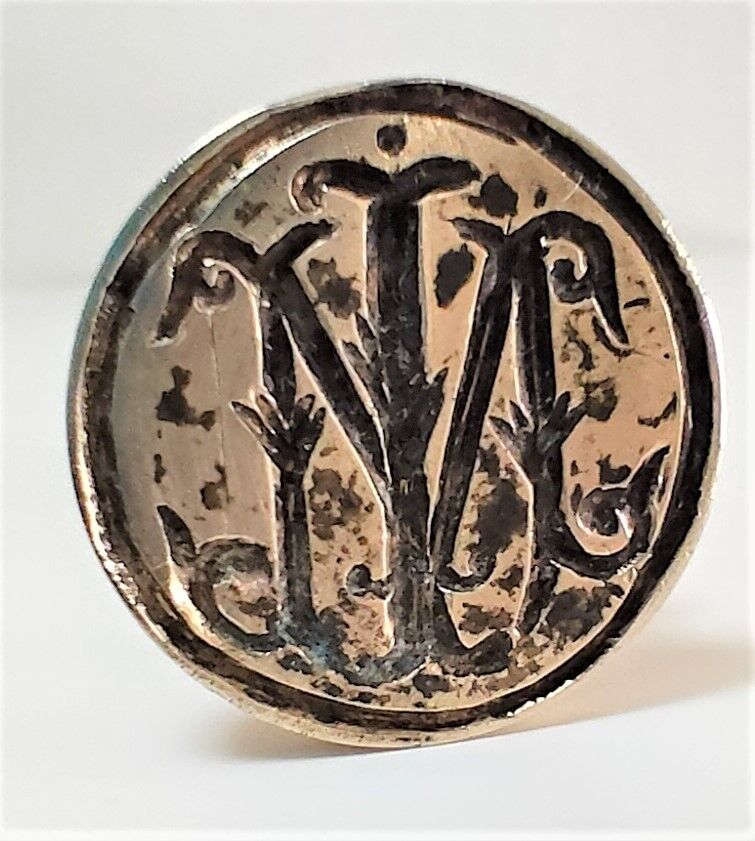 Seal stamp in gilded bronze art nouveau decorated with roses signed