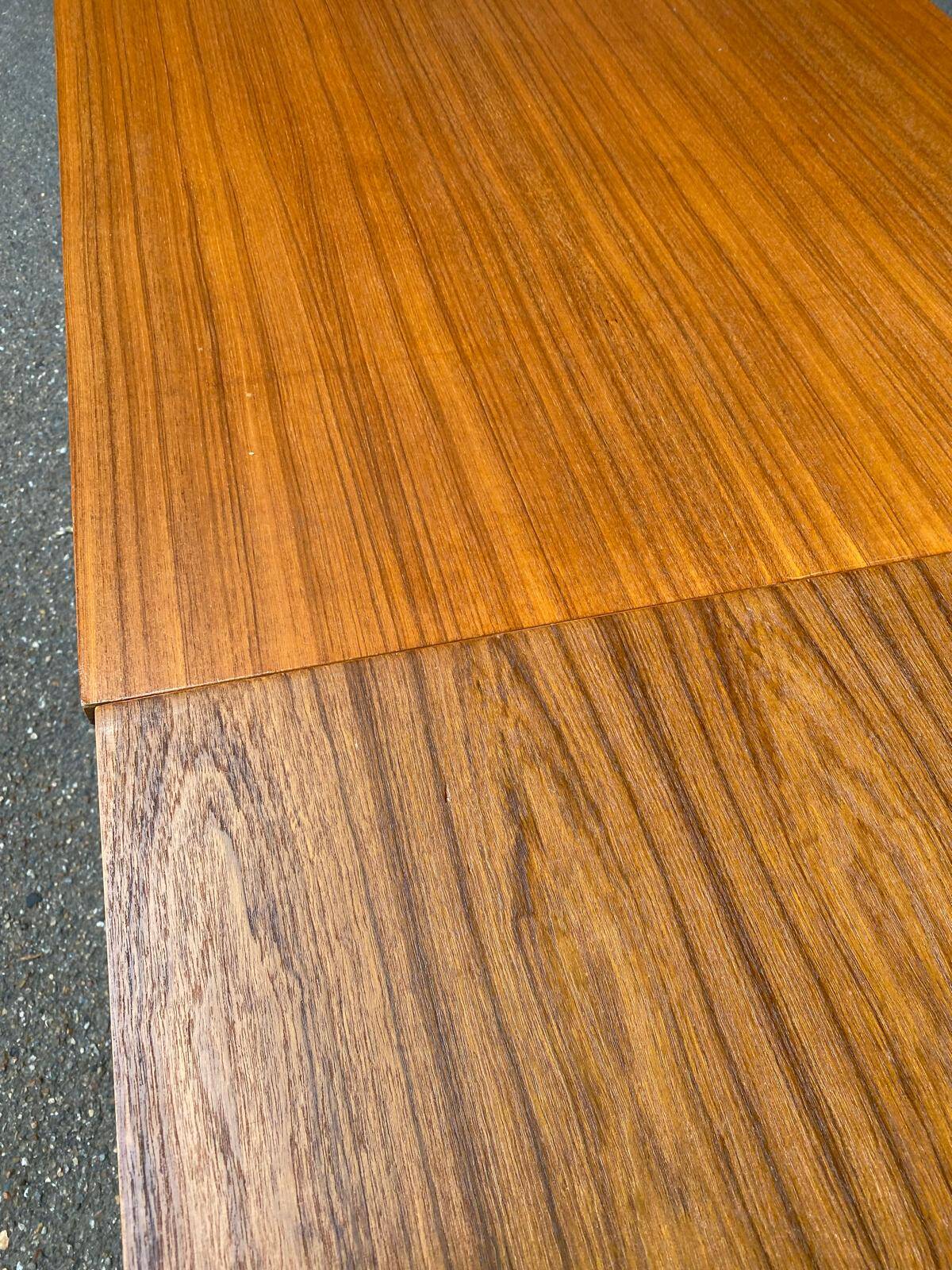Table à manger scandinave extensible en bois 235cm 1960
