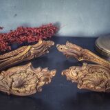 Pair of embrases